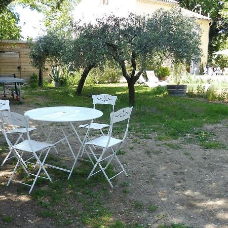 Bed and Breakfast Mas Des Rabasses Le Pontet  Zewnętrze zdjęcie