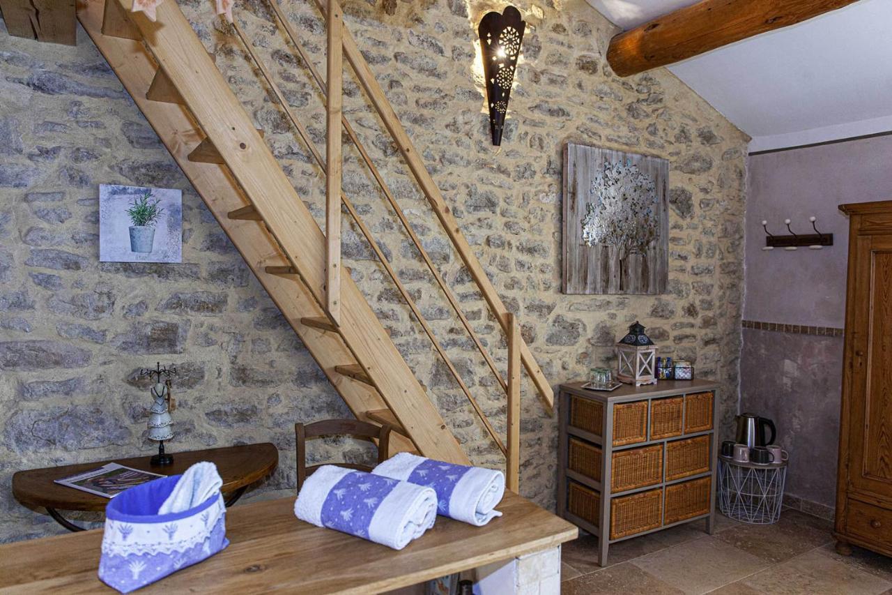 Bed and Breakfast Mas Des Rabasses Le Pontet  Zewnętrze zdjęcie