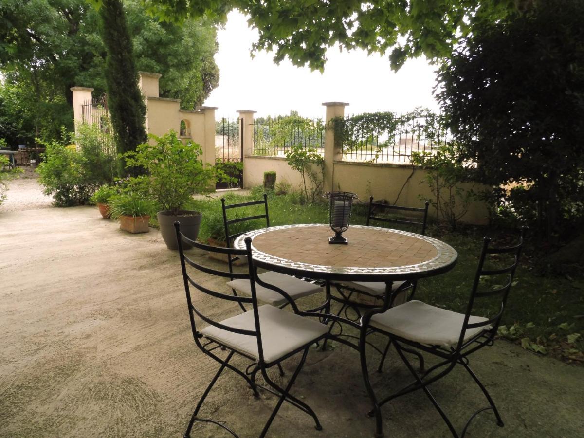 Bed and Breakfast Mas Des Rabasses Le Pontet  Zewnętrze zdjęcie